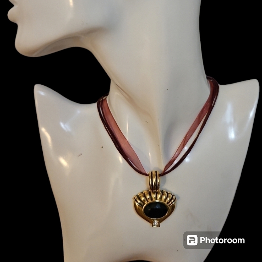 VTG Byzatine Art Deco Atomic Black Gem Pendant Castlecore Necklace